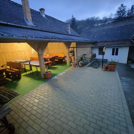 Smile Apartments Сігішоара Номер фото