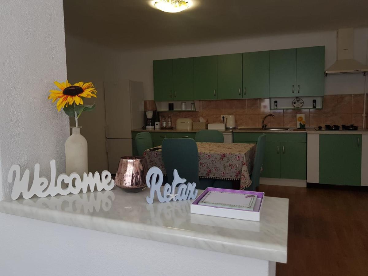 Smile Apartments Сігішоара Екстер'єр фото